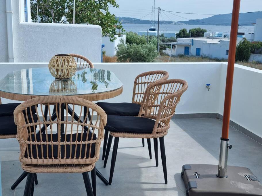 Kryni Deluxe Houses Adamantas  Dış mekan fotoğraf