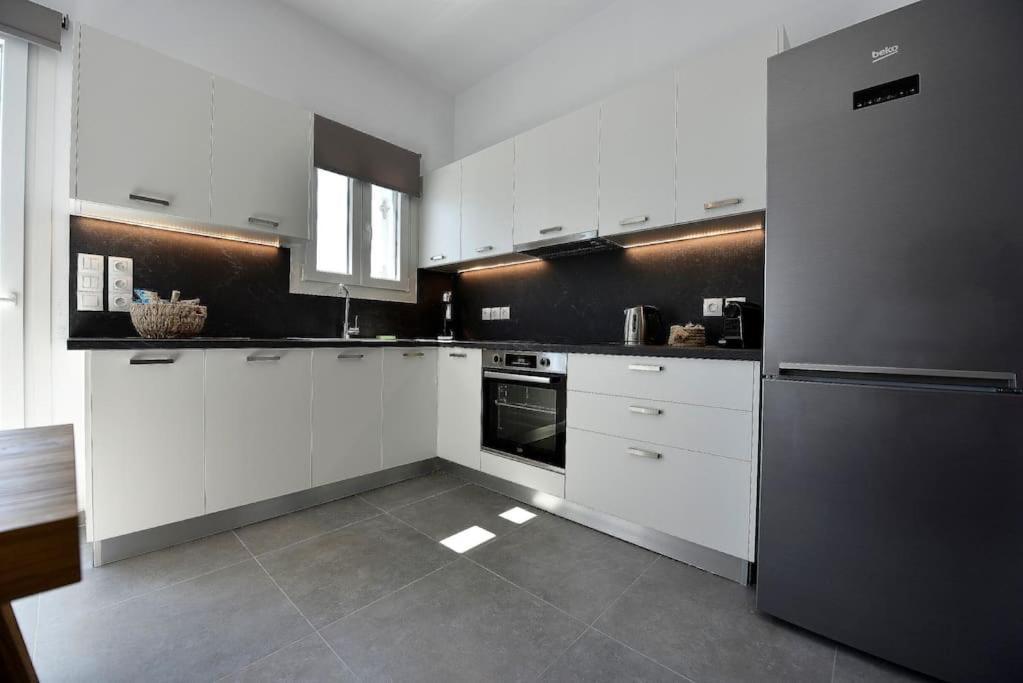 Kryni Deluxe Houses Adamantas  Dış mekan fotoğraf