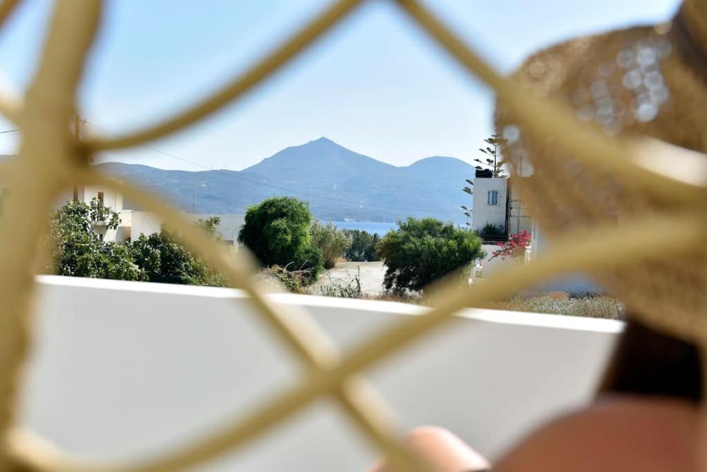 Kryni Deluxe Houses Adamantas  Dış mekan fotoğraf