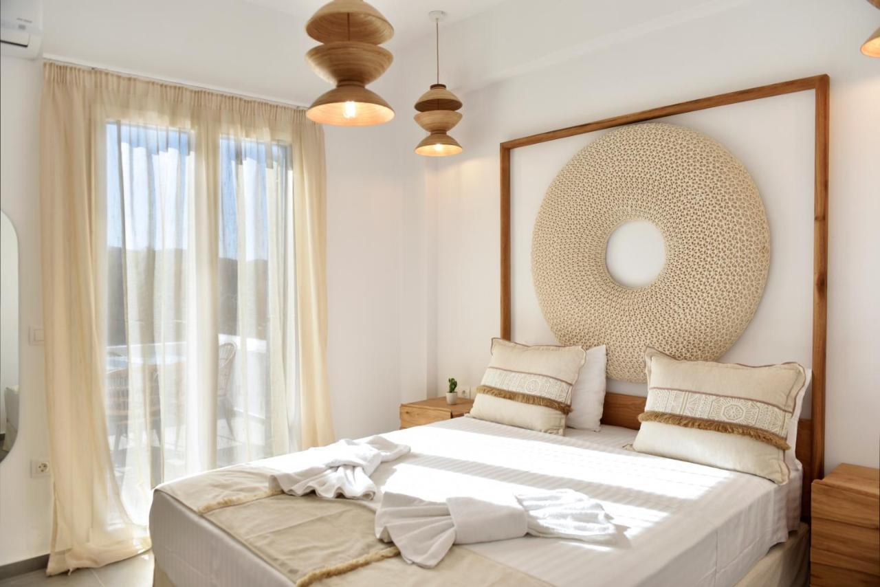 Kryni Deluxe Houses Adamantas  Dış mekan fotoğraf