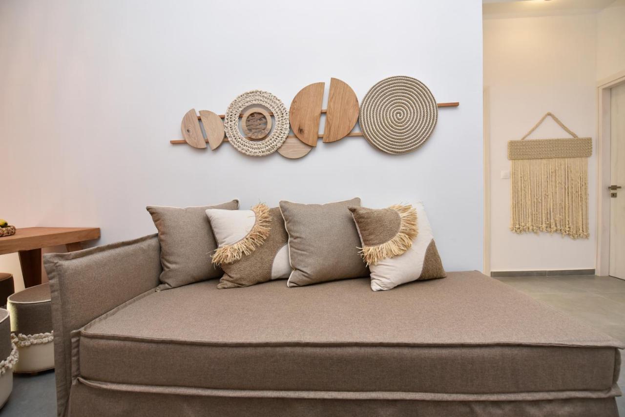 Kryni Deluxe Houses Adamantas  Dış mekan fotoğraf