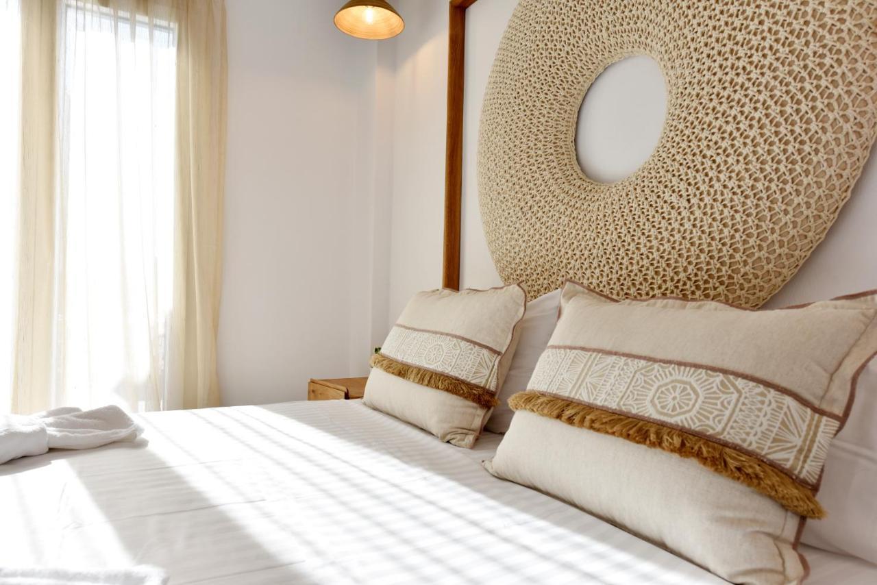 Kryni Deluxe Houses Adamantas  Dış mekan fotoğraf
