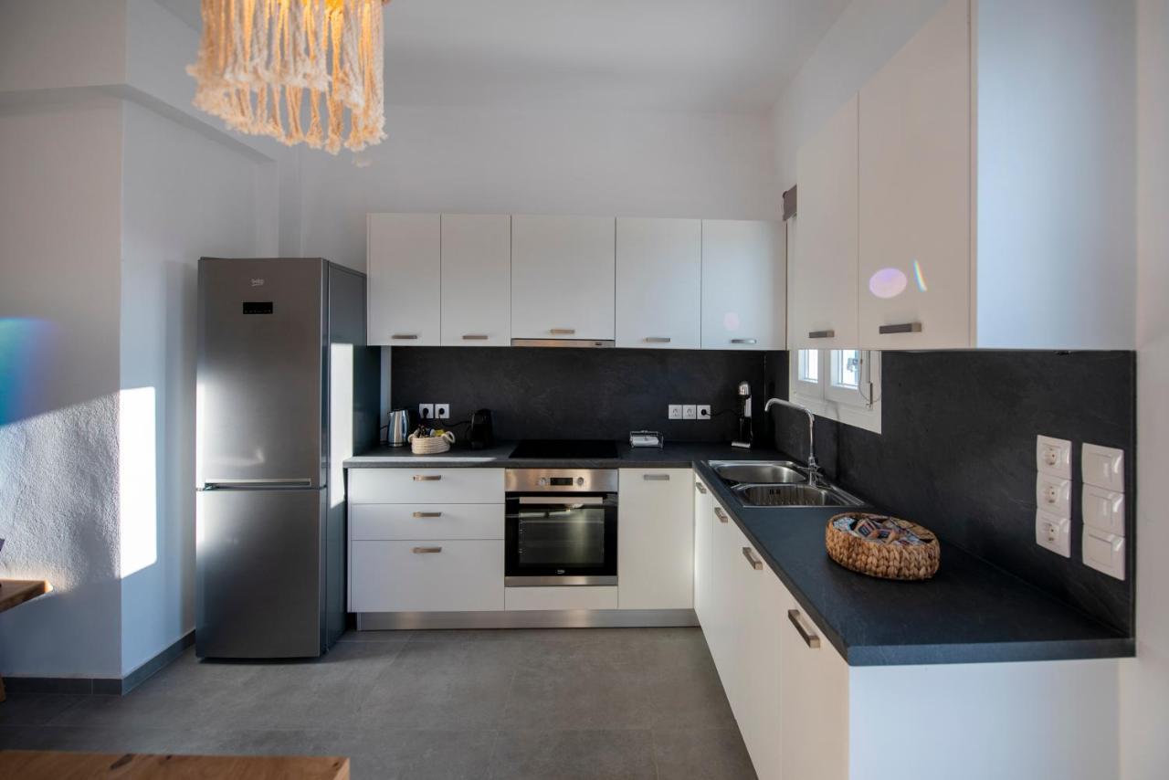 Kryni Deluxe Houses Adamantas  Dış mekan fotoğraf